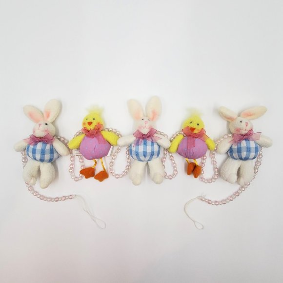 “Avon” Charming Easter Garland – NEW - Picture 7 of 7